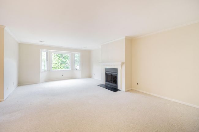 APT-42 - 8597 Mathias Dr, Condo with 2 bedrooms, 2 bathrooms and null parking in Grosse Ile MI | Image 4