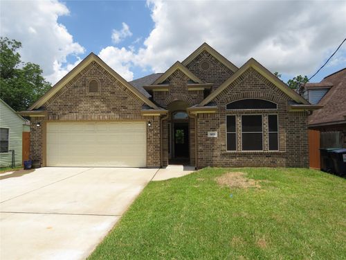 803 Avenue K, South Houston, TX, 77587-4733 | Card Image