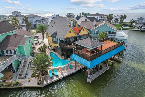 106 Isles End Rd, Tiki Island, TX, 77554-6102 | Card Image