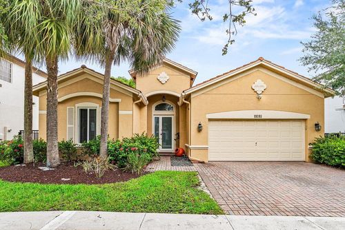 19381 Stonebrook St, Weston, FL, 33332-2430 | Card Image