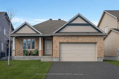 203 Station Trail, Russell, ON, K4R0C9 | Card Image