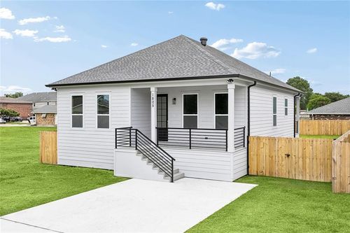 1805 37th St, Kenner, LA, 70065-3420 | Card Image