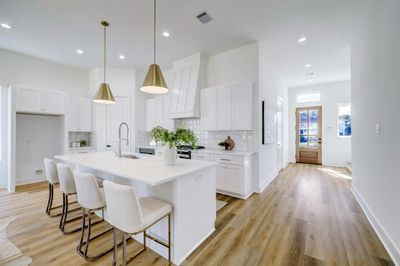 Kitchen | Image 2