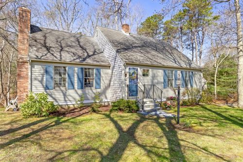 27 Old Toll Rd, West Barnstable, MA, 02668-1301 | Card Image