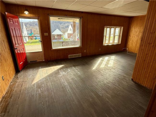 43 Clark St, House other with 3 bedrooms, 2 bathrooms and null parking in Clarksville PA | Image 6
