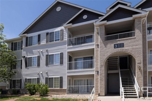 3-201-15700 E Jamison Drive, Englewood, CO, 80112 | Card Image