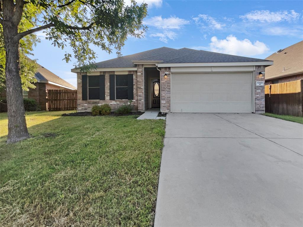 Winding Passage Way, Fort Worth, TX 76131