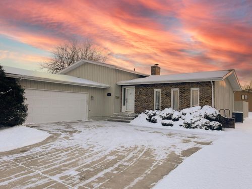 1118 Fran Lin Pkwy, Munster, IN, 46321-3607 | Card Image