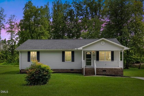 205 Polly Dr, Oxford, NC, 27565-6159 | Card Image
