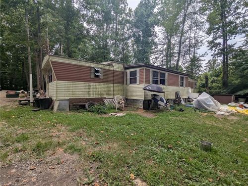 114 Oak Tree Dr, Mocksville, NC, 27028-8311 | Card Image