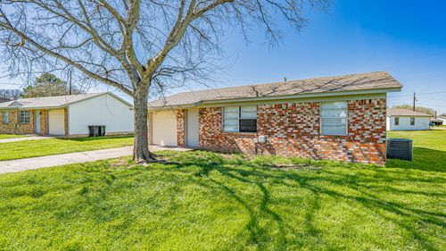 1517 Coral Cut Off, Azle, TX, 76020-4772 | Card Image