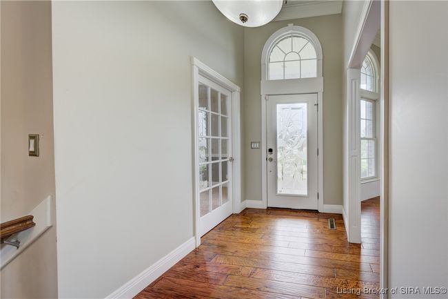 Inside front door | Image 7