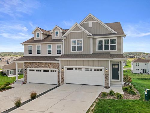 N67W25383 Breckenridge Court, Sussex, WI, 53089 | Card Image