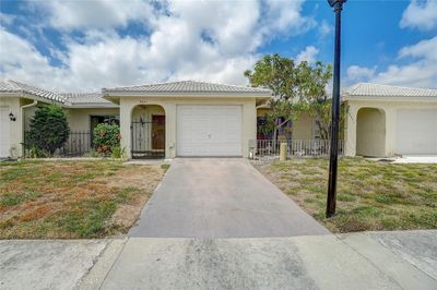 5427 Orange Blossom Road N, House other with 2 bedrooms, 1 bathrooms and null parking in Pinellas Park FL | Image 1