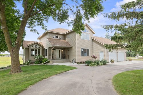 1450 Jefferson St Se, Hutchinson, MN, 55350-3288 | Card Image