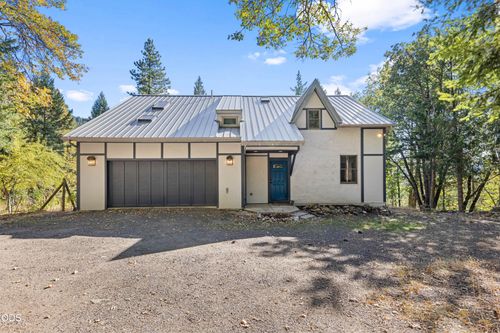 827 Tyler Creek Rd, Ashland, OR, 97520-9408 | Card Image