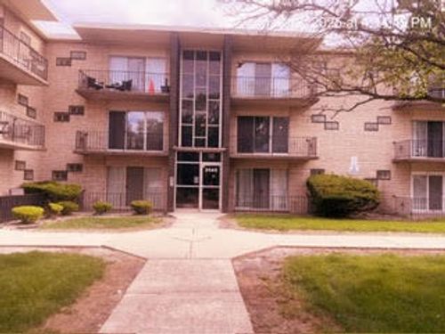 apt-4-3145 Bernice Rd, Lansing, IL, 60438-1689 | Card Image