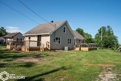 822 S Webster St, Ottumwa, IA, 52501-5548 | Card Image