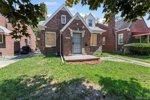 9500 Lakepointe St, Detroit, MI, 48224-2896 | Card Image