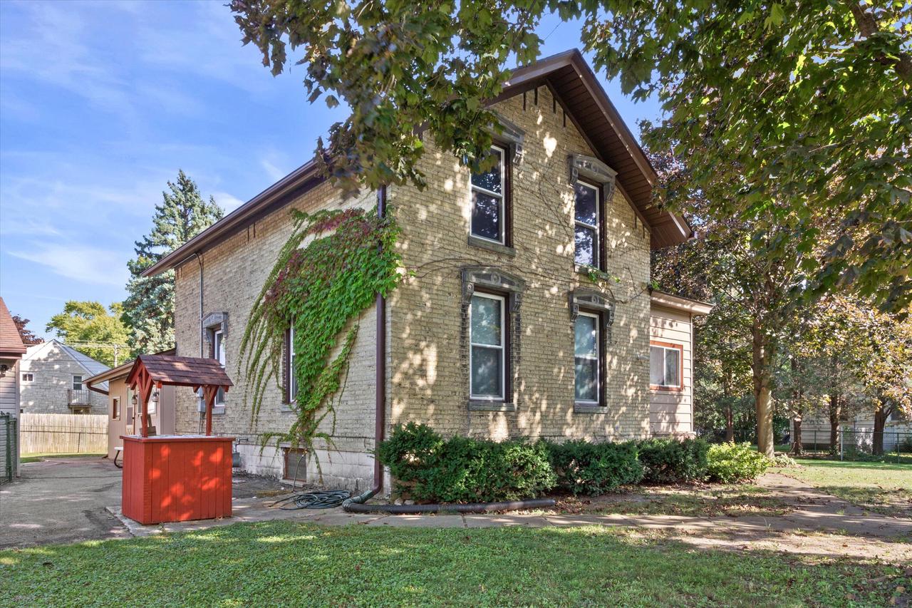 Roberts St, Caledonia, WI 53126 #1