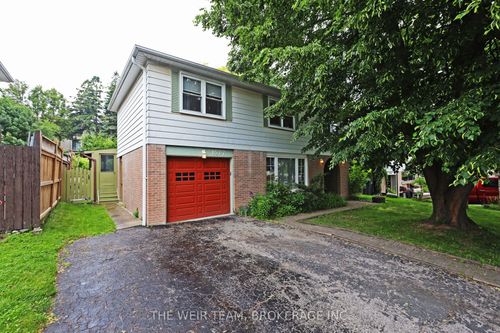 1577 Otterby Rd, Mississauga, ON, L4X1W8 | Card Image