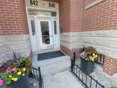 apt-4e-840 W Diversey Pkwy, Chicago, IL, 60614-1480 | Card Image