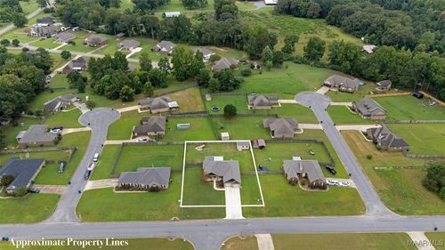 458 Cotton Terrace Loop, Deatsville, AL, 36022-2827 | Card Image