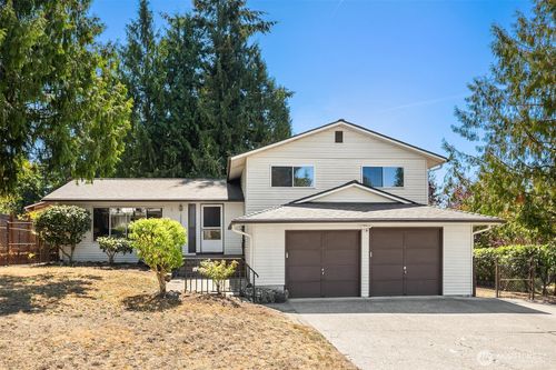 12905 Se 191st St, Renton, WA, 98058-7986 | Card Image