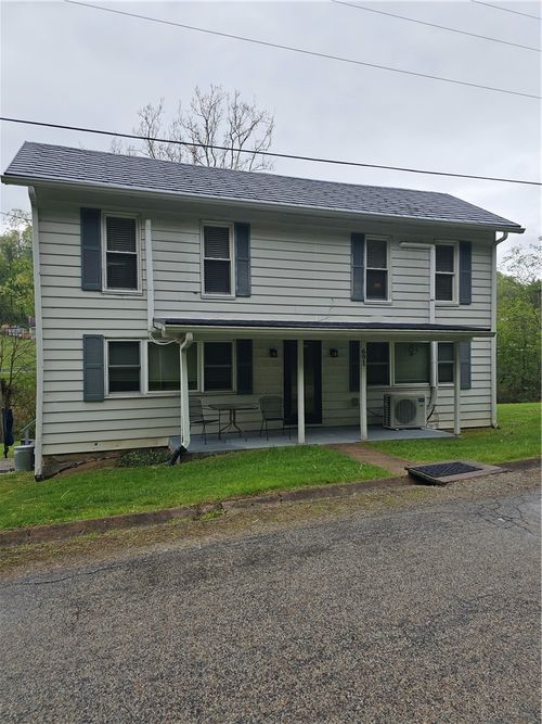 691 Old State Route 66, Greensburg, PA, 15601-6651 | Card Image