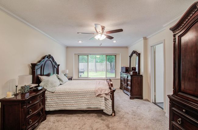 9818 Emnora Ln, House other with 4 bedrooms, 2 bathrooms and 2 parking in Houston TX | Image 29