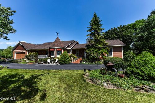 625 Mckay Road, Amsterdam, NY, 12010 | Card Image
