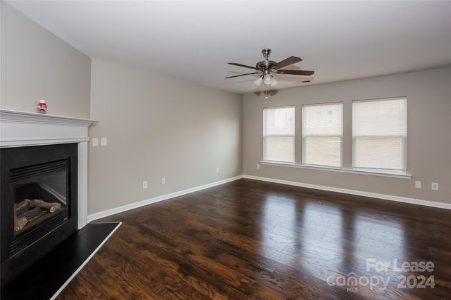 4046 Houldsworth Dr, House other with 4 bedrooms, 3 bathrooms and null parking in Charlotte NC | Image 6