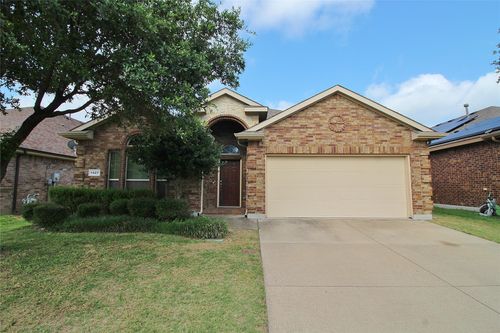 1027 Red Clover Ln, Duncanville, TX, 75137-2397 | Card Image
