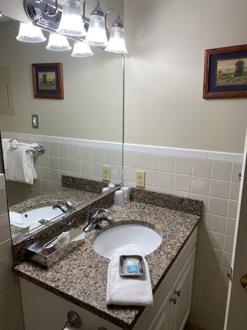 unit-e008a-2760 Nh Route 16, Albany, NH, 03818 | Card Image