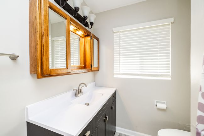 214 N Hunter St, House other with 3 bedrooms, 1 bathrooms and 2 parking in Thornton IL | Image 20