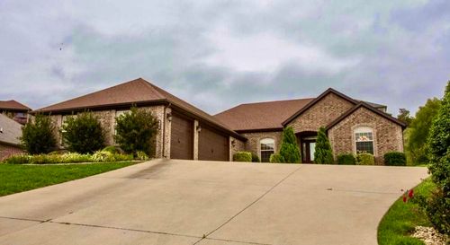 138 Stoney Pointe Dr, Hollister, MO, 65672-4101 | Card Image
