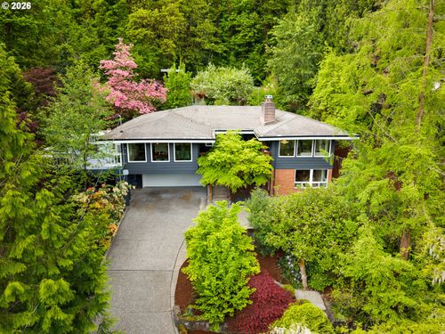 4000 Se Aldercrest Rd, Milwaukie, OR, 97222-6162 | Card Image