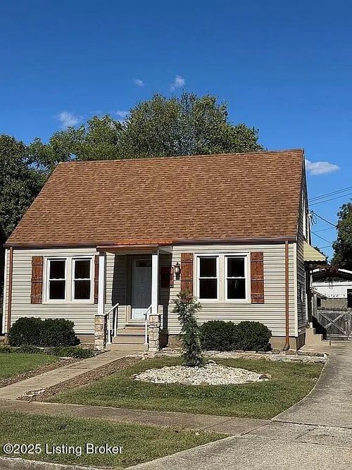 30 Bluegrass Ct, Bardstown, KY, 40004-1847 | Card Image