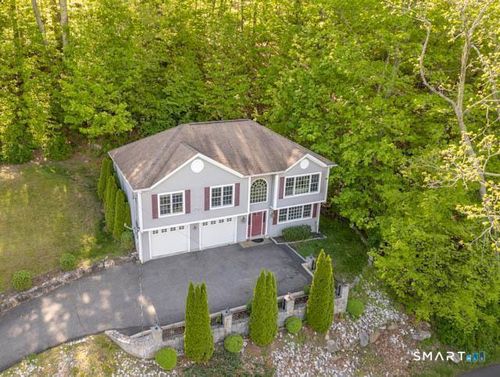 70 Kellogg St, Brookfield, CT, 06804-1519 | Card Image