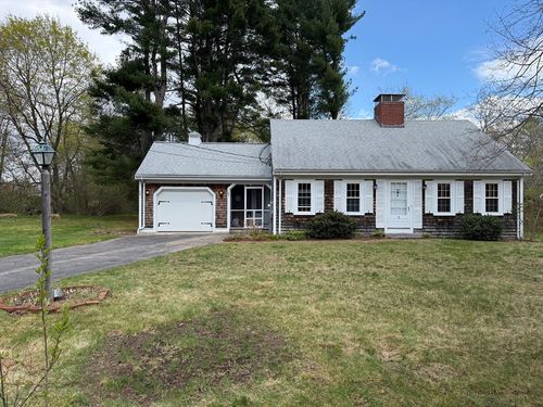 3-3 Crescent St, West Bridgewater, MA, 02379-1260 | Card Image