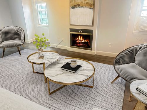 apt-5-23 Chestnut St, Chelsea, MA, 02150-3846 | Card Image