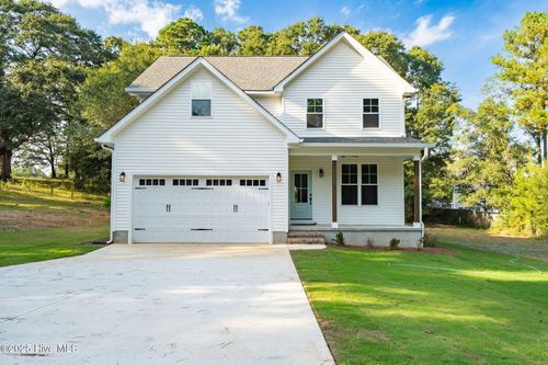 205 Cameron Ave, Vass, NC, 28394-9117 | Card Image