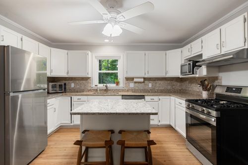 588 Waller Road, Georgia, VT, 05468 | Card Image