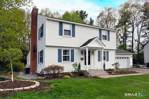 174 Henry Street, Manchester, CT, 06042 | Card Image