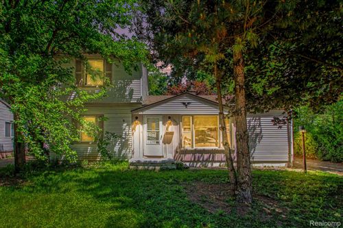 12072 Rockland, Redford, MI, 48239-2589 | Card Image