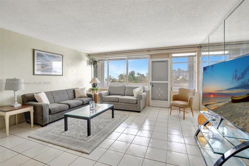 apt-308-3111 N Ocean Dr, Hollywood, FL, 33019-3711 | Card Image