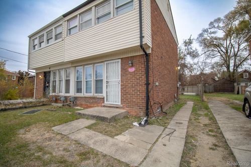 19370 Wyoming St, Detroit, MI, 48221-1527 | Card Image