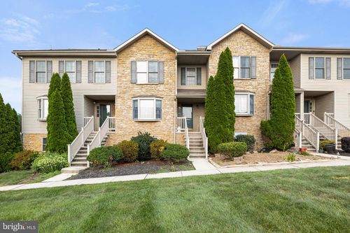 875 Woodridge Dr, MIDDLETOWN, PA, 17057-3149 | Card Image