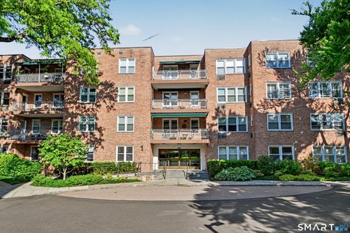 1 Putnam Hl, Greenwich, CT, 06830-5731 | Card Image