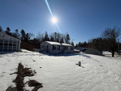 111 N Main Street, Stonington, ME, 04681 | Card Image